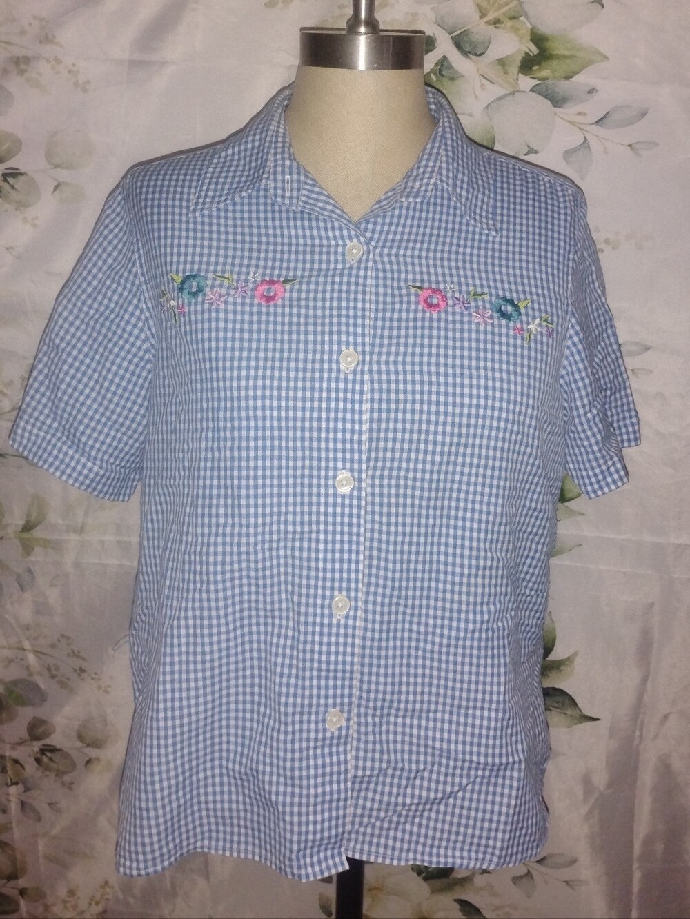 5For$12 Short-Sleeve Button-Down with Floral Embroidery